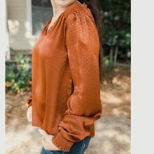 4 for $20 Anthropologie Mine luxurious keyhole, back top (M)